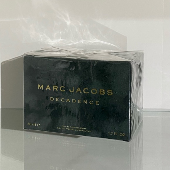 Marc Jacobs Decadence - Picture 4 of 4